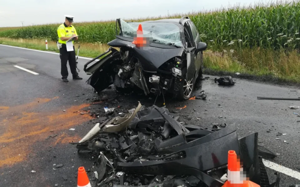 Tragická dopravní nehoda u Třeboně si vyžádala tři lidské životy.