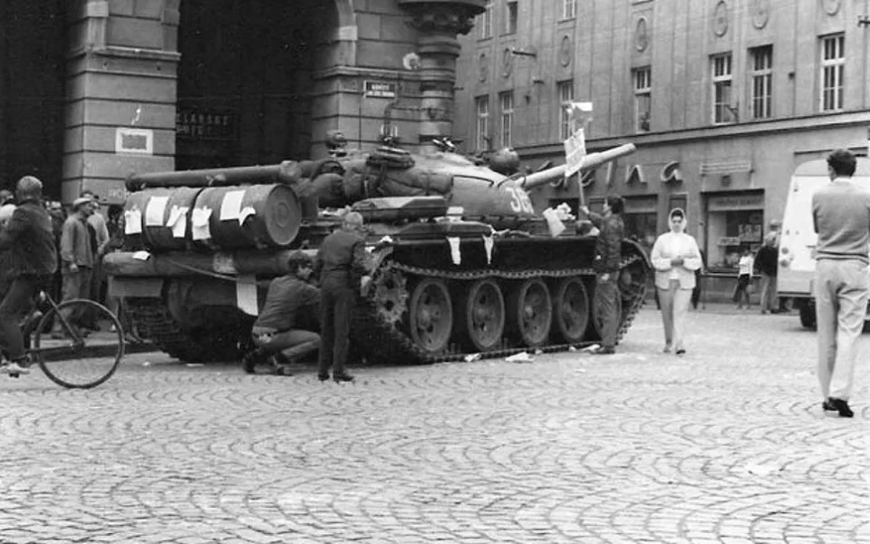 Srpen 1968 v Českých Budějovicích, náměstí Přemysla Otakara II.