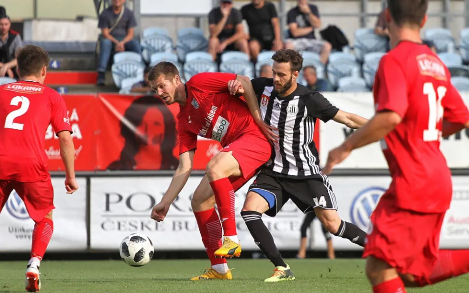 Fotbalisté Dynama České Budějovic porazili Ústí nad Labem 2:0.