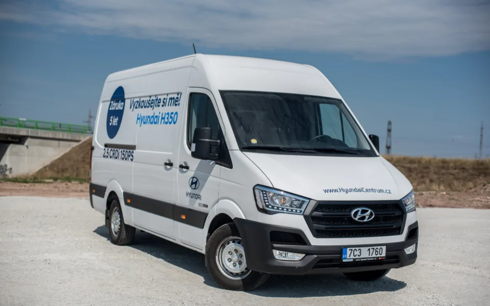 Ideální parťák pro podnikání i volný čas. Tak by se dal popsat Hyundai H350.