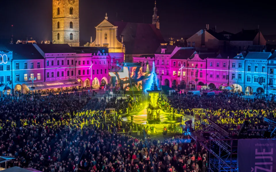 Multimediální show Má Vlast převyprávěla sto let republiky