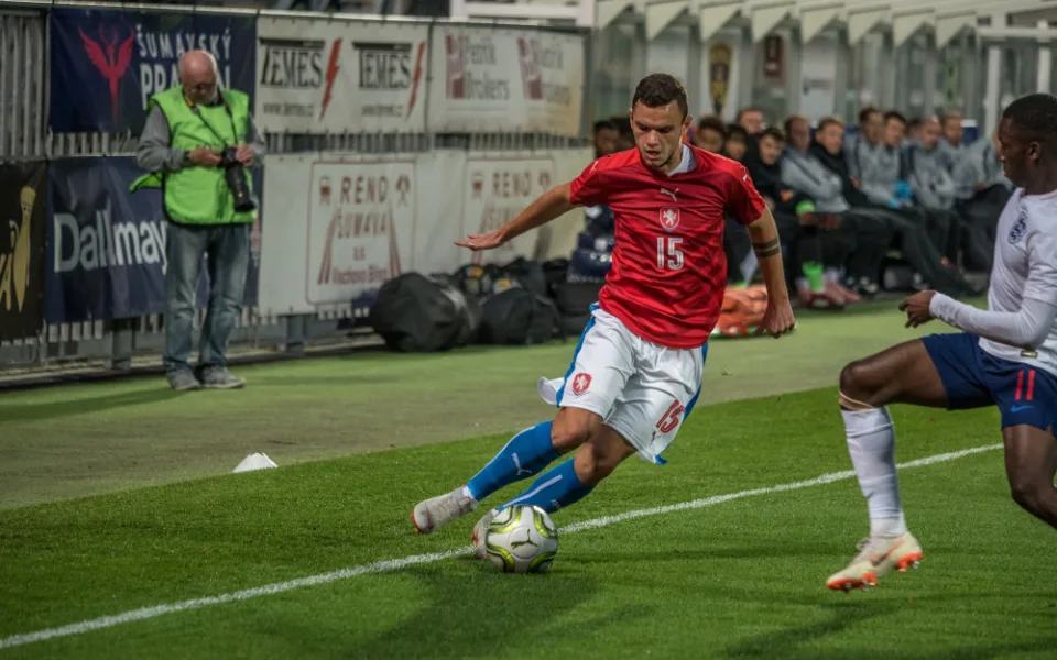 Česká dvacítka s kapitánem Havelkou remizovala s Anglií