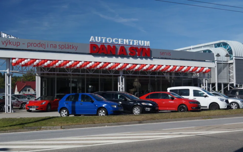 Autocentrum Dan a syn