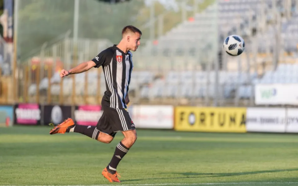 Z Chrudimi veze Dynamo pouze bod za remízu 2:2.