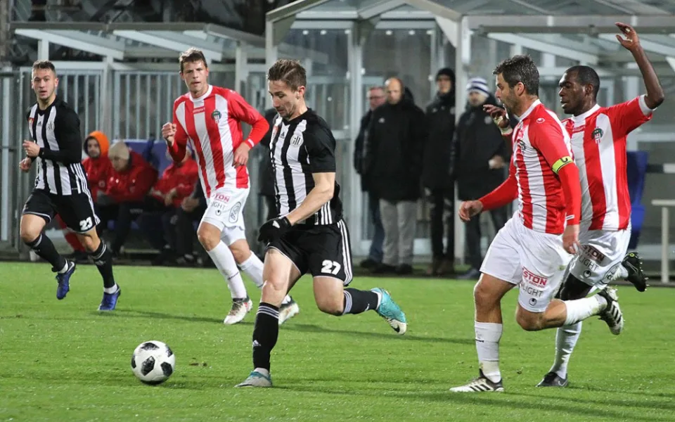 Dynamo přejelo Žižkov a přezimuje na prvním místě