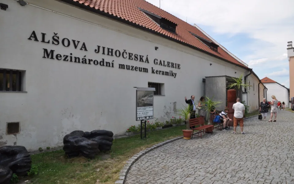 Alšova jihočeská galerie zrekonstruuje muzeum keramiky v Bechyni
