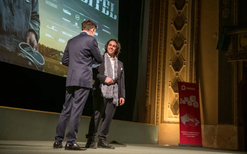 Film Narušitel se chystá do kin, na premiéru přišly největší hvězdy českého hereckého nebe.