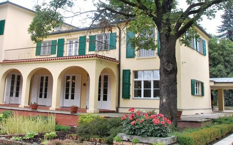 Benešovu vilu v Sezimově Ústí si loni prohlédlo víc lidí
