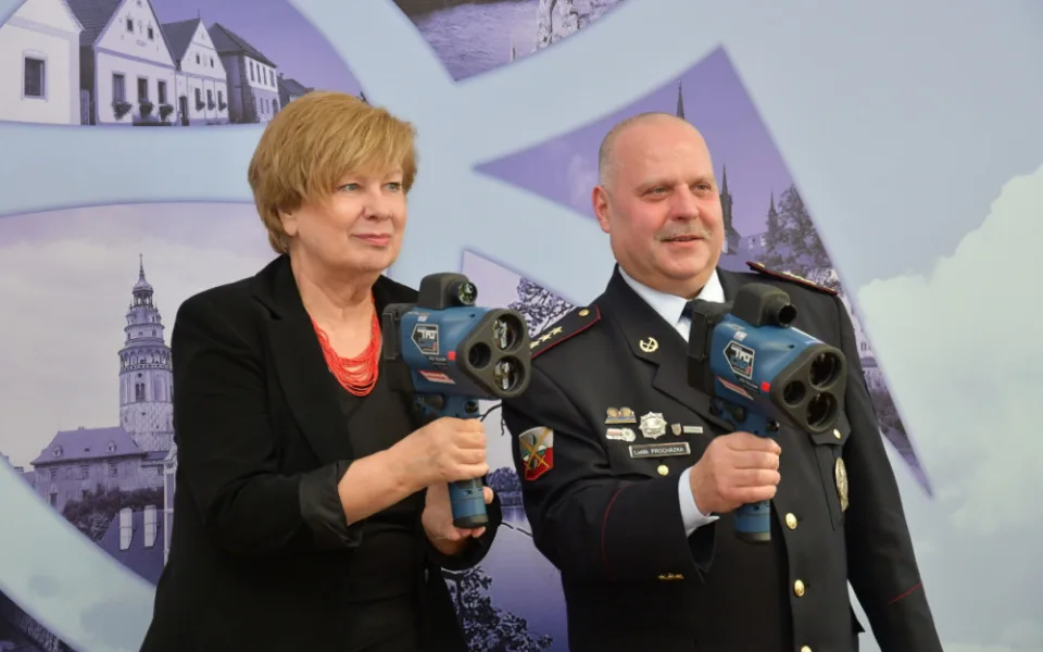 Policisté dnes dostali nové laserové rychloměry