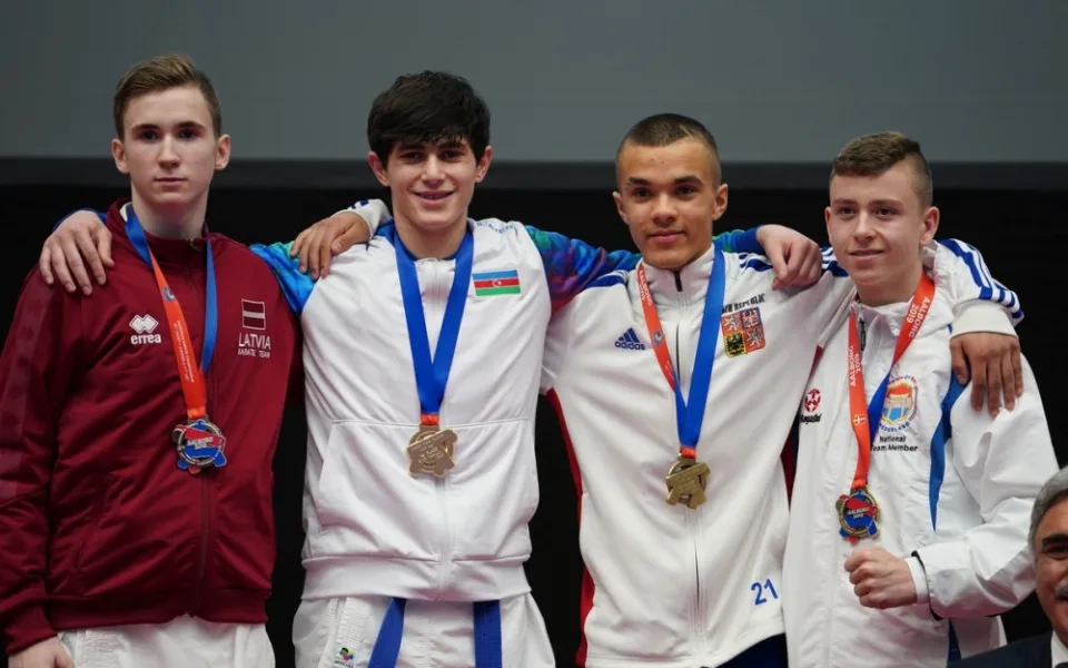 Dominik Kočandrle si veze z evropského šampionátu v olympijském karate bronz