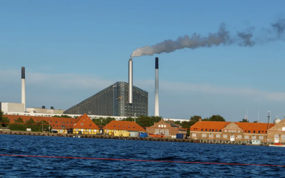 Amager Bakke © User:Colin / Wikimedia Commons