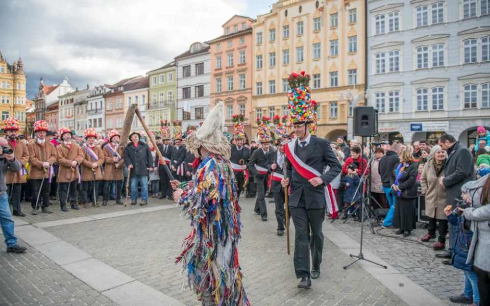Budějckým náměstím prošel masopustní průvod
