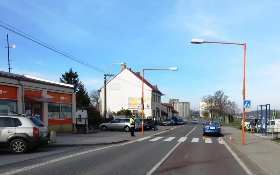 Policisté hledají svědka dopravní nehody