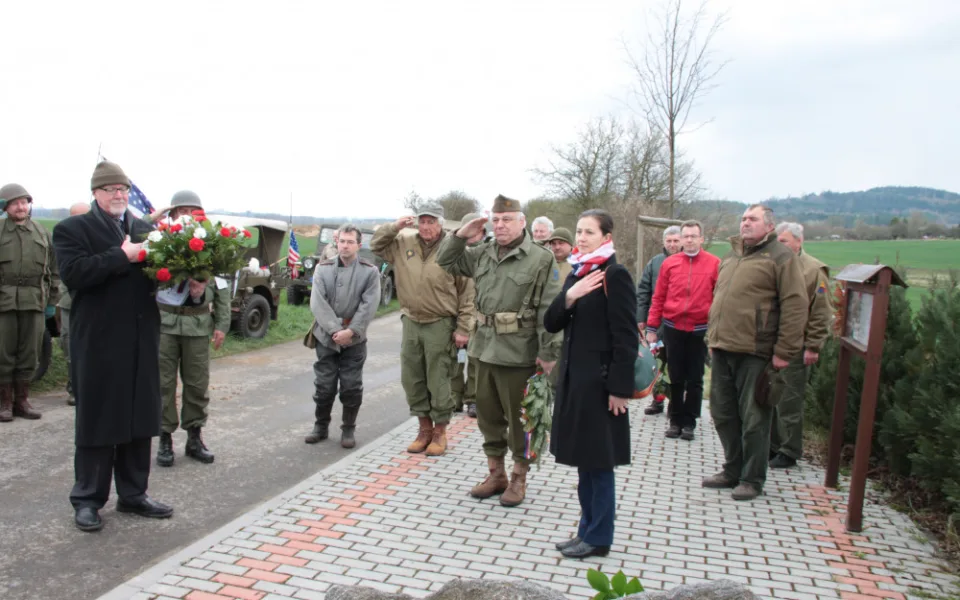 V letošním roce se v Boršově nad Vltavou bude konat již tradiční pietní setkání u pomníčku v sobotu 13.dubna od 11:00 hod