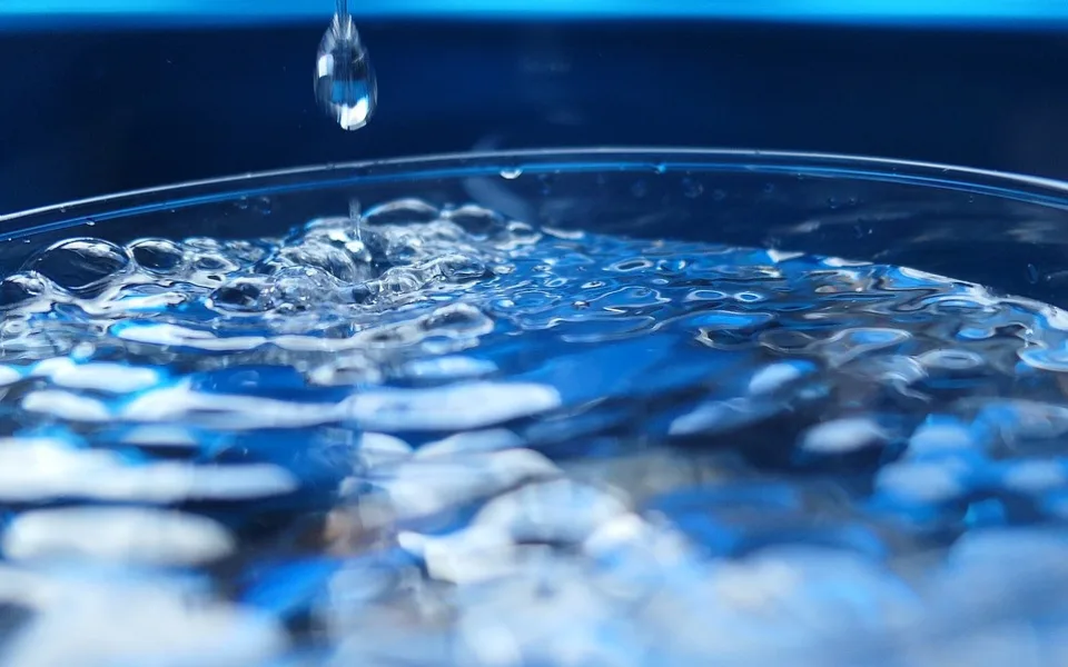 water-2634916_960_720