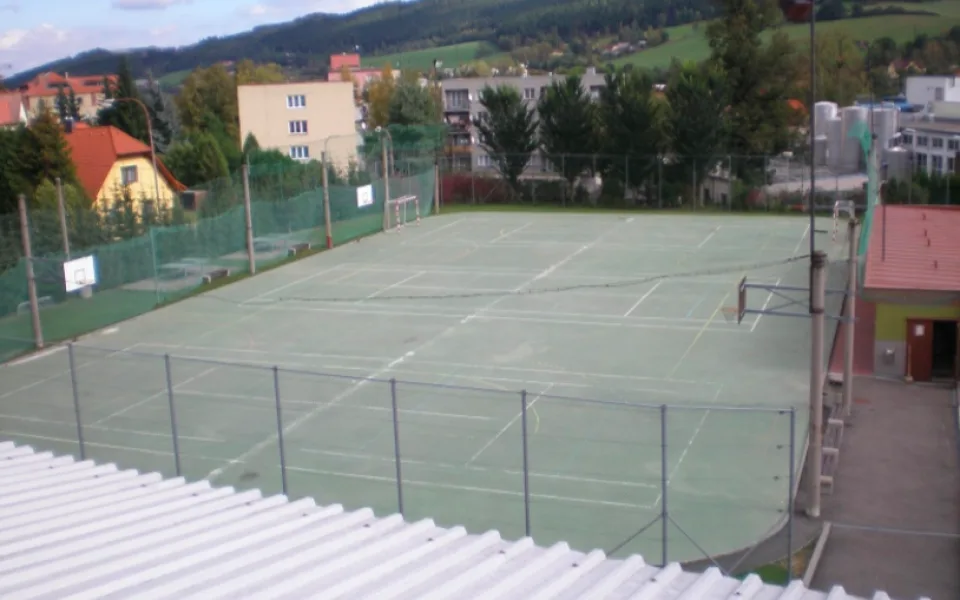 Sportovní areál Domu dětí a mládeže v Prachaticích.