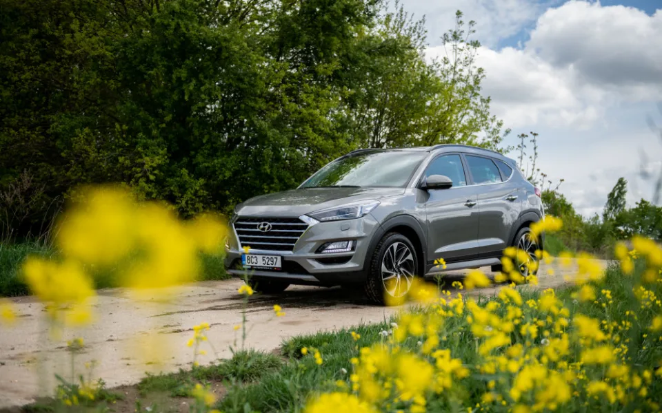 Partner na služební cesty i na rodinou dovolenou. Tucson se během patnácti let změnil v elegána