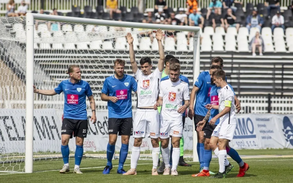 Táborsko odsoudila sobotní prohra v Hradci k sestupu.
