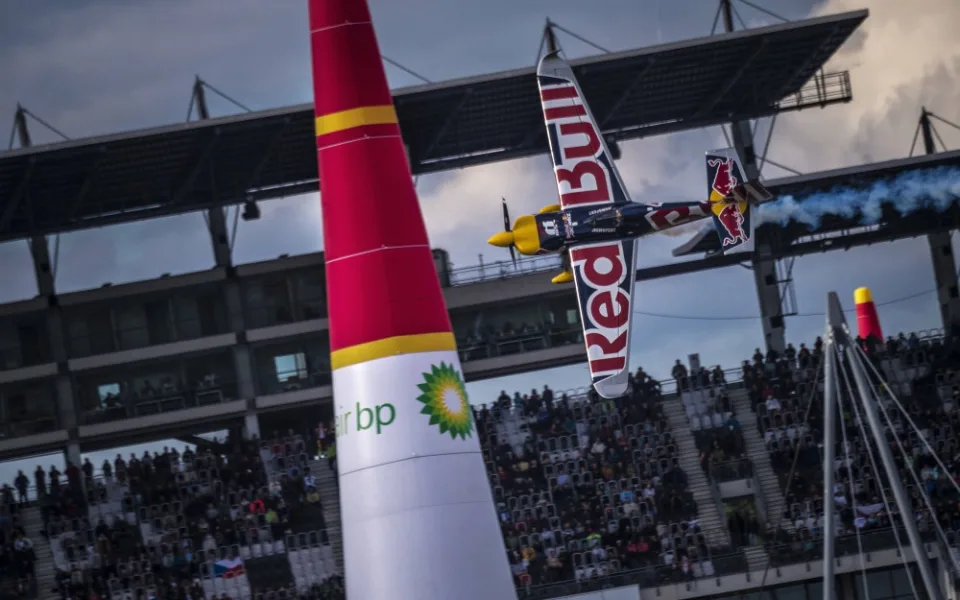 Seriál Red Bull Air Race končí.