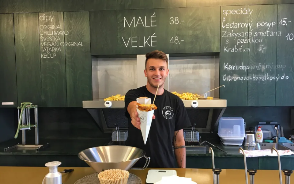 Hranolky, které v Budějcích chyběly. Znáte Faency Fries?