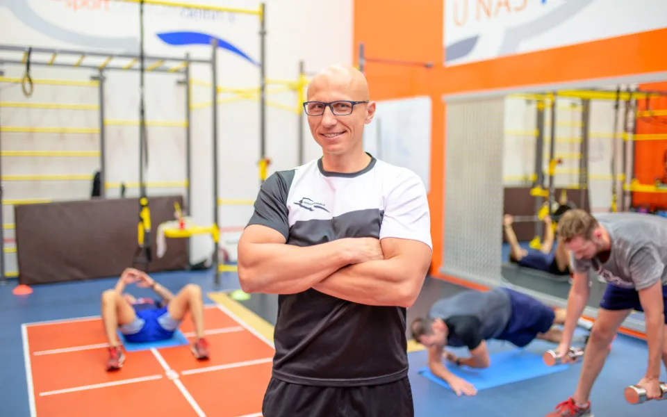 Hokejisté Motoru se intenzivně připravují na další sezónu. Kondičku nabírají ve Sportcentru Delfín