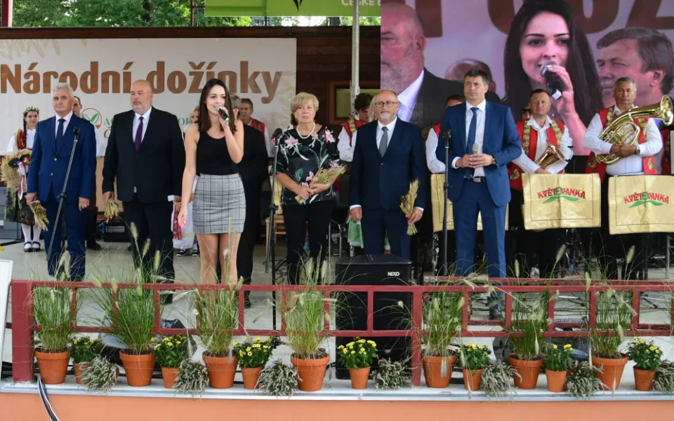 Na agrosalonu začala průvodem oslava Národních dožínek
