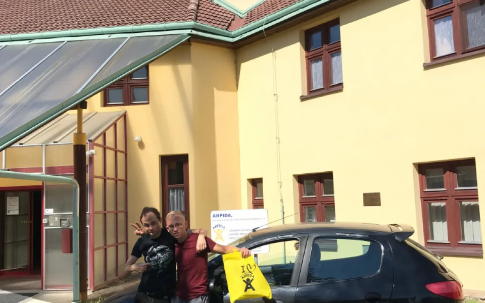 Marotha vydražil svého „pažouta“, výtěžek poputuje do Arpidy