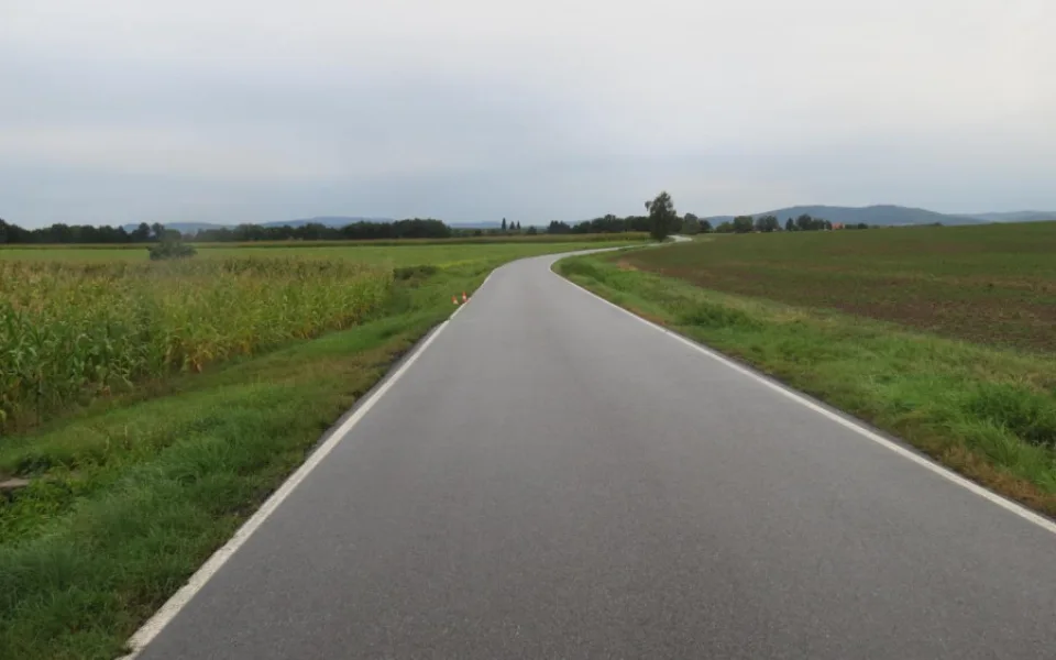 Muž srazil osvětleného cyklistu 