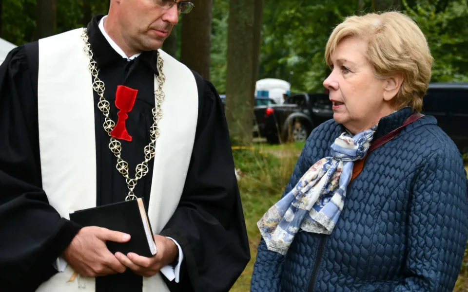 Biskup Tonzar poděkoval za péči o areál Památníku Jana Žižky. Hejtmanka Stráská odmítla přepisování našich dějin