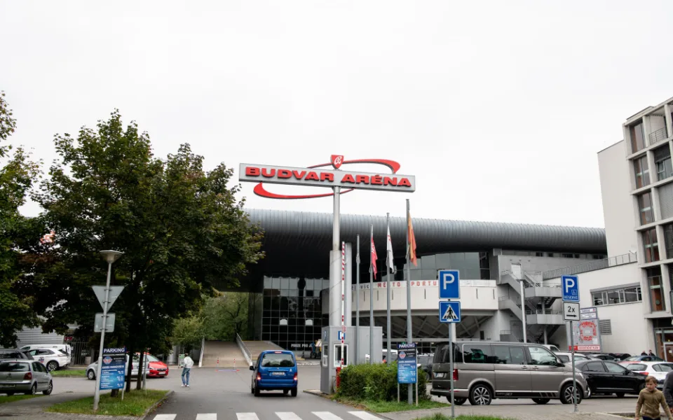 Zimní stadion