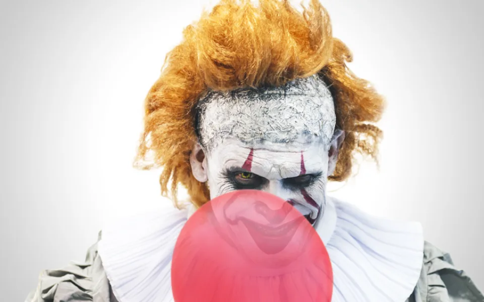 Letošním tématem je horor a oficiálním průvodcem klaun Pennywise.