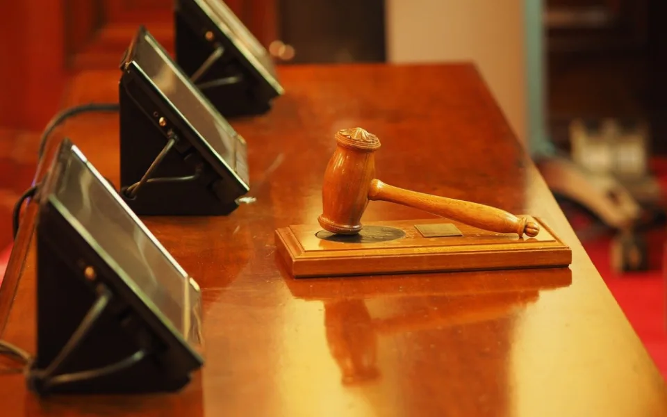 judge-1587300_1280