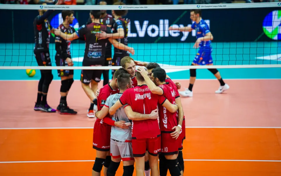 Jihostroj zítra odehraje zápas s nejlepším klubem světa