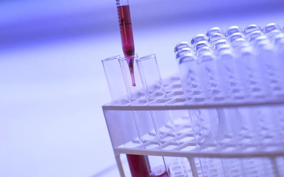 Muž hospitalizovaný v budějovické nemocnici koronavirus nemá