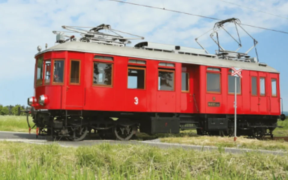 Kraj chce změnit trakci na trati Bechyňka za stovky milionů