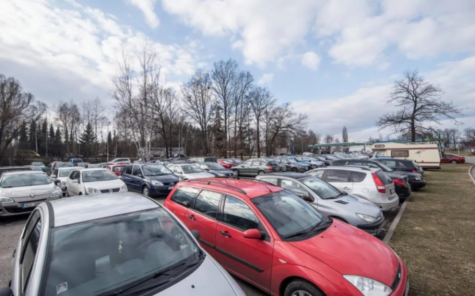 U Sportovky by mohl vyrůst parkovací dům, počítá se s kapacitou pro 700 aut
