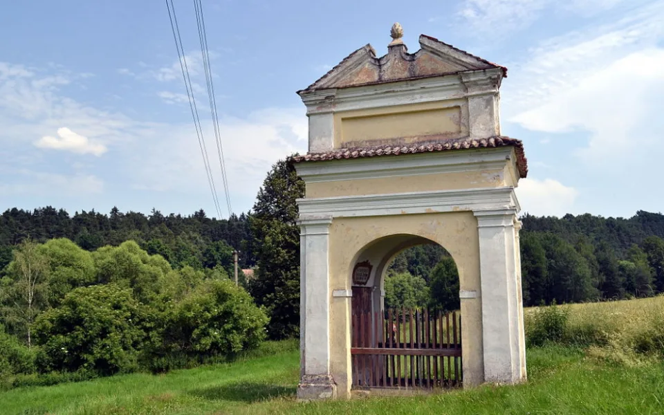 1024px-Římov,_12._zastavení_křížové_cesty