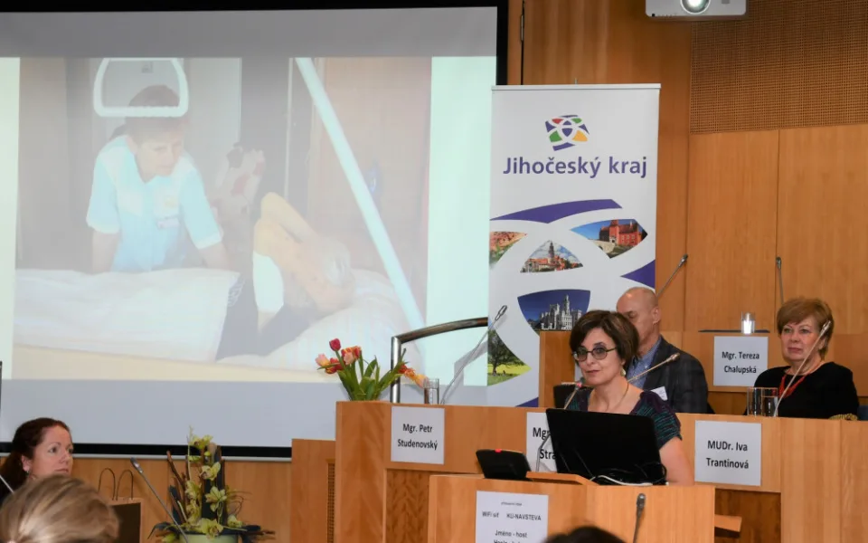 Na smrt nechceme být nikdo sám, říká hejtmanka Stráská
