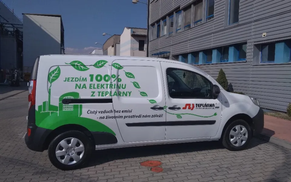 Pohotovostní četa teplárny vyzkouší elektrickou dodávku