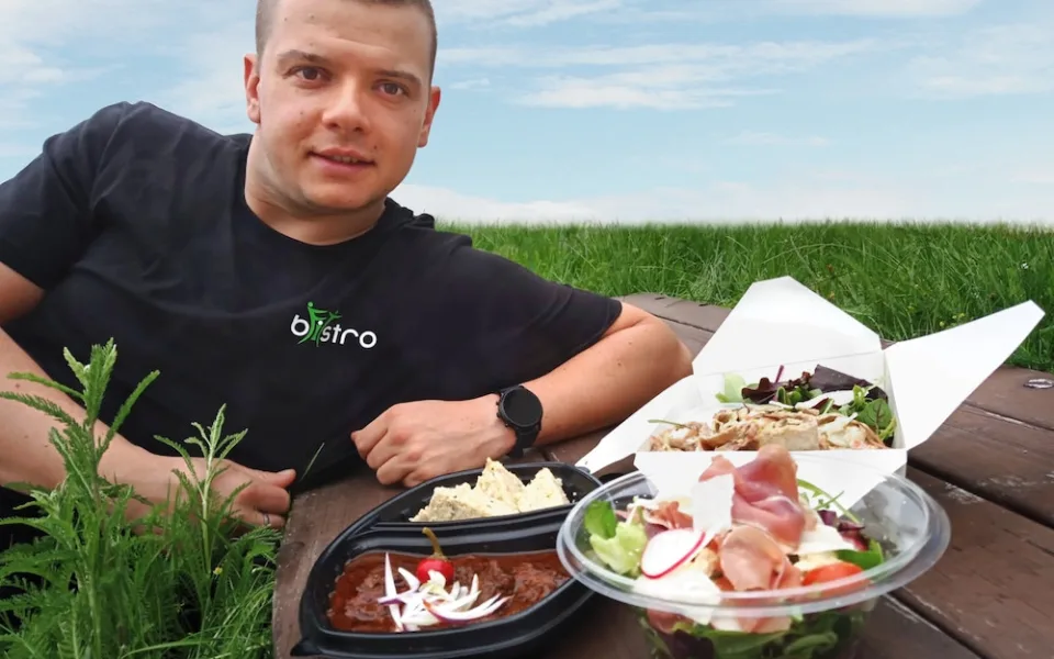 Chceme, aby si lidé i na zdravém jídle pochutnali, říkají majitelé nového budějckého FITbistra