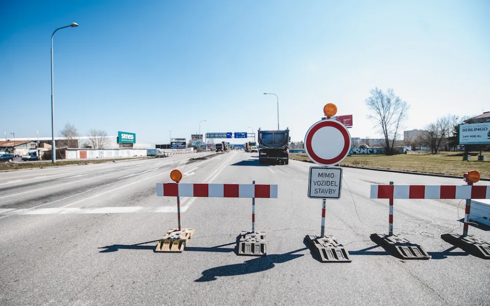 Část Nádražní ulice se kvůli rekonstrukci mostu opět uzavře. O termínu rozhodne počasí