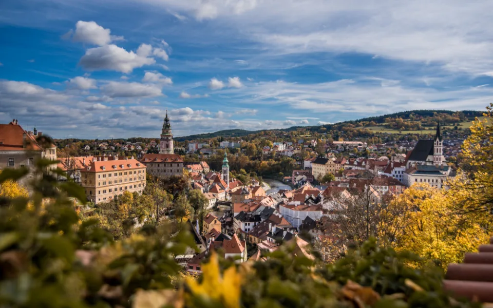 Krumlovský slunovrat otevře léto ve městě. Na zámeckém nádvoří zahraje Čechomor