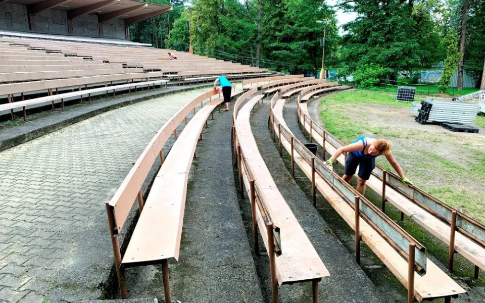 Letní kino Háječek zahájí filmy Na samotě u lesa a Pomáda