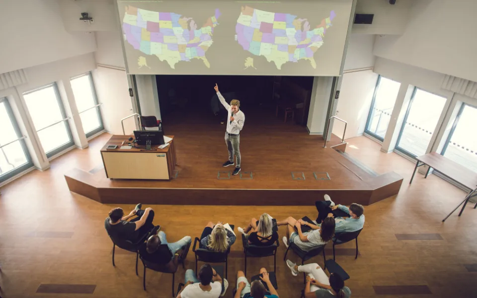Plánujete kariéru v oblasti cestovního ruchu? Právě pro vás otevírá Ekonomická fakulta Jihočeské univerzity nový studijní program