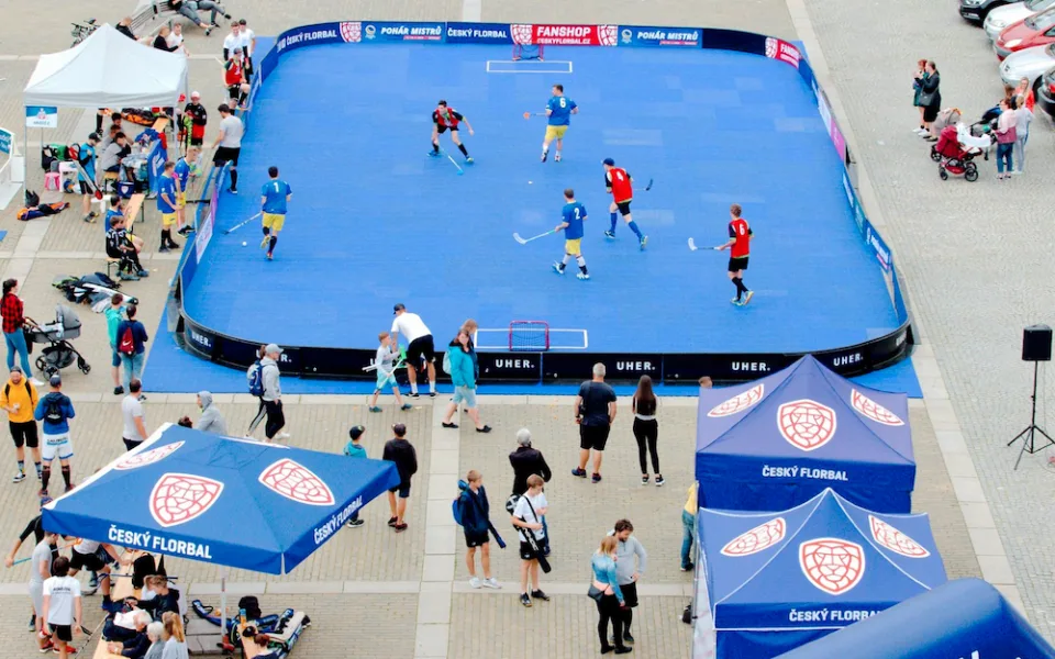 Náměstí v sobotu oživí Street Floorball League, celkem nastoupí 24 týmů