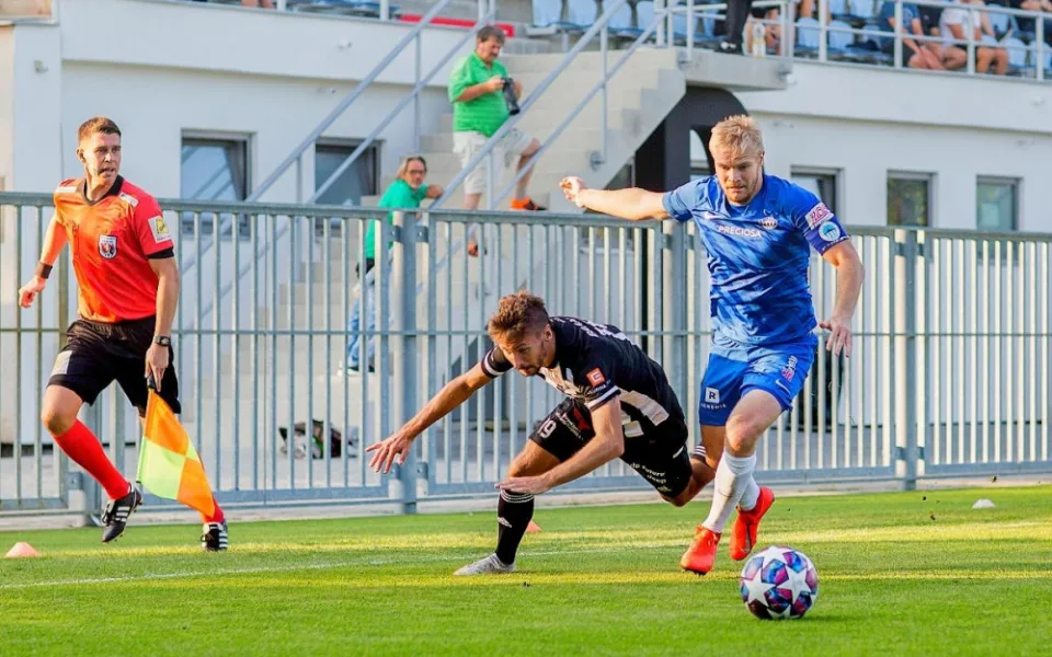 Liberec byl na jihu Čech šťastnějším. Dynamo padlo i díky bizarní brance 0:2