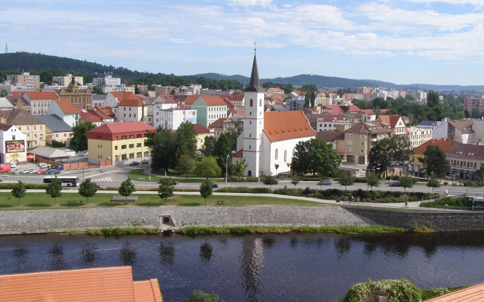 Strakonice sníží kvůli viru výdaje na kulturu i sport