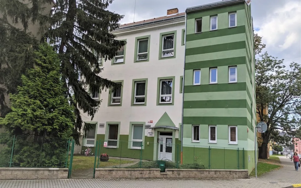 České Budějovice objektivem Milana Bindera a perem Martina Maršíka: Stará kronika školy promluvila