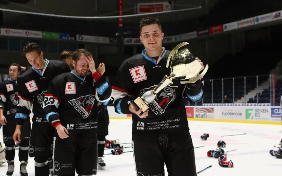 Hokejisté Black Dogs VŠTE vyhráli Tipsport Uni Cup