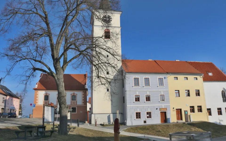 Velešín plánuje nový spolkový dům, náklady budou až 45 milionů korun